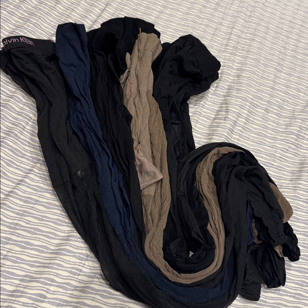 Pre-owned sheer assorted pantyhose